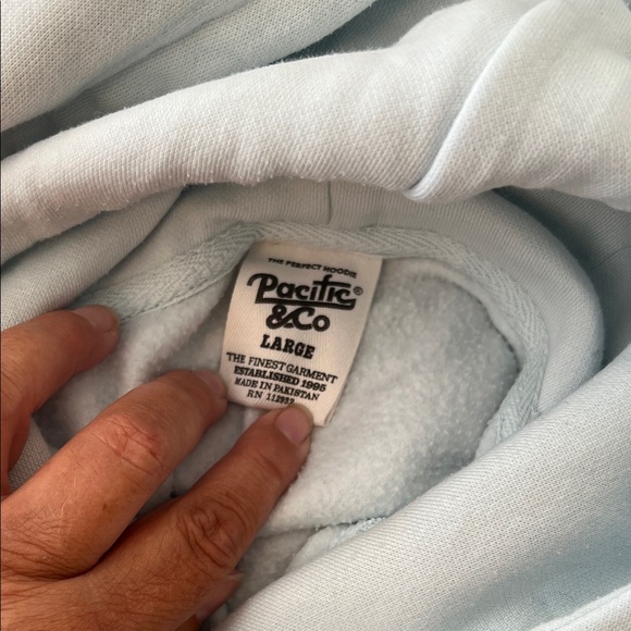 Newport Blue Hoodie with Pink Hibiscus - Picture 3 of 4